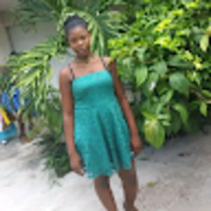 Meet your Posher, Vanessa